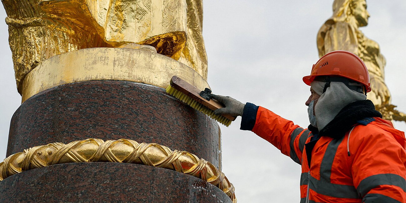 «Дружба народов» на ВДНХ и комплекс на Водоотводном канале: как столичные фонтаны готовили к зиме