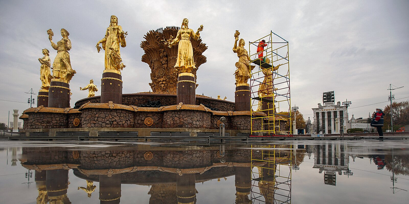 «Дружба народов» на ВДНХ и комплекс на Водоотводном канале: как столичные фонтаны готовили к зиме