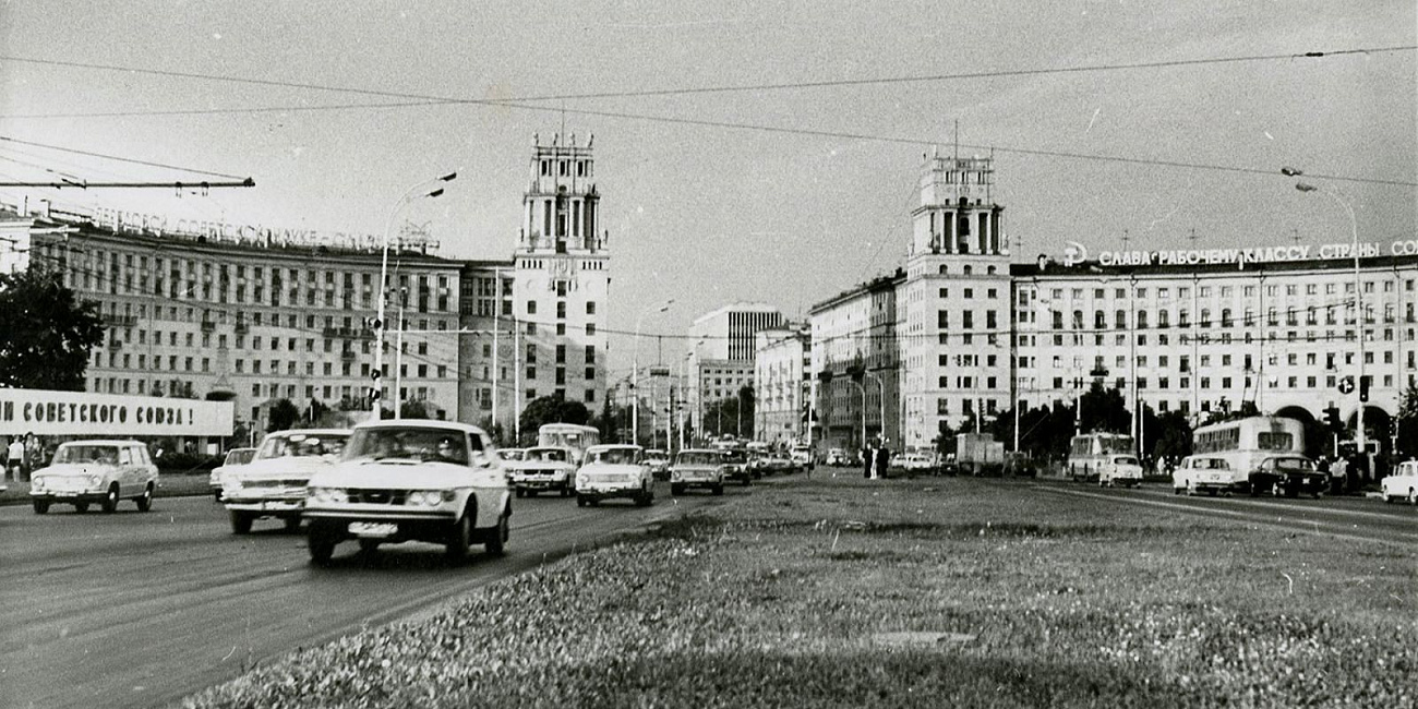 На уличных медиаэкранах города покажут исторические снимки Москвы