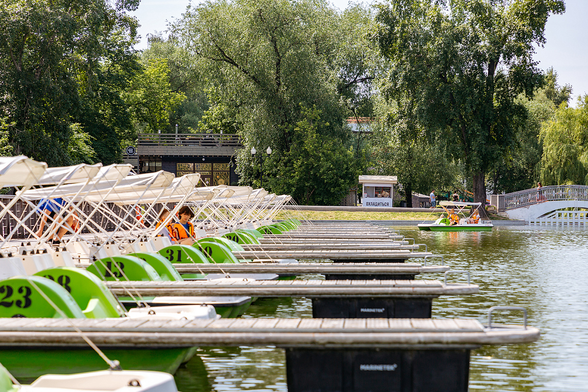 В парках Москвы открылся сезон водных прогулок